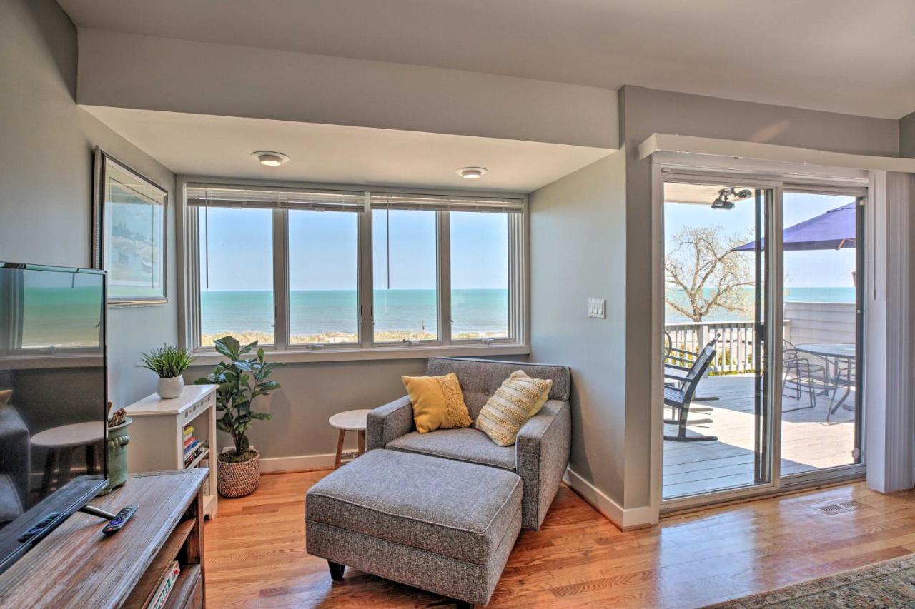 Lakefront Family Retreat With Grill Steps To Beach! Gary Εξωτερικό φωτογραφία